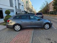 Usado Seat Leon Reference 115 CV (84 kW) 2018 Gris / plata Familiar