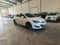 Usado Opel Astra Sportive 110 CV (80 kW) 2013 Blanco Utilitario