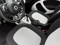 Usado Smart ForFour Passion 90 CV (66 kW) 2018 Negro Utilitario
