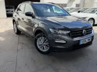 Usado VW T-Roc Advance 116 CV (85 kW) 2018 Gris / plata SUV