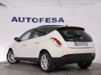 Usado Lancia Delta 120 CV (88 kW) 2010 Blanco Utilitario