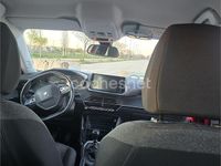 Usado Peugeot 2008 Allure 100 CV (73 kW) 2021 Rojo SUV