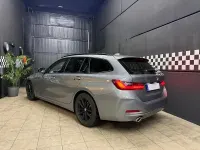 Usado BMW 318 Shadowline 150 CV (110 kW) 2023 Gris / plata Familiar