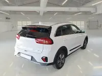 Usado Kia Niro 141 CV (103 kW) 2022 Blanco SUV
