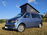 Usado VW California Beach 204 CV (150 kW) 2018 Azul Van