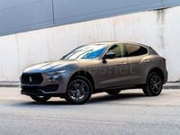Usado Maserati Levante 350 CV (257 kW) 2021 Gris / plata SUV