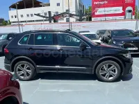 Usado VW Tiguan R-line 245 CV (180 kW) 2023 Negro SUV