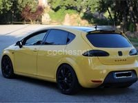 Usado Seat Leon CUPRA 240 CV (176 kW) 2007 Amarillo Utilitario
