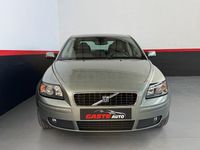 Usado Volvo S40 Momentum 136 CV (100 kW) 2006 Beige Berlina