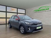 Usado Kia Stonic 120 CV (88 kW) 2021 Gris SUV