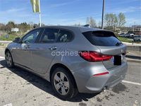 Usado BMW 118 150 CV (110 kW) 2023 Gris / plata Utilitario