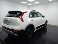 Usado Kia Niro 185 CV (136 kW) 2022 Blanco SUV