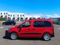 Usado Peugeot Partner Tepee Outdoor 110 CV (80 kW) 2016 Rojo Monovolumen