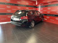 Usado Peugeot 308 SW Allure 130 CV (95 kW) 2017 Negro Familiar