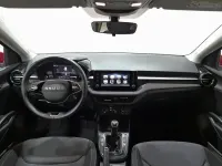 Usado Skoda Fabia Selection 95 CV (69 kW) 2025 Rojo Utilitario