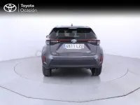 Usado Toyota Yaris Cross Active 116 CV (85 kW) 2022 Gris / plata SUV