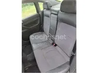 Usado VW Passat Comfortline 130 CV (95 kW) 2004 Azul Berlina