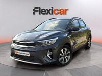 Usado Kia Stonic 84 CV (61 kW) 2022 Gris SUV