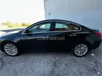 Usado Opel Insignia Cosmo 130 CV (95 kW) 2011 Negro Berlina