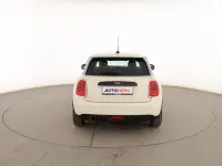 Usado Mini ONE 102 CV (75 kW) 2018 Beige Utilitario
