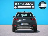 Usado Kia Stonic 120 CV (88 kW) 2021 Perennial grey SUV