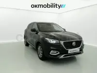 Begagnad MG HS Luxury 162 HK (119 kW) 2023 Svart SUV