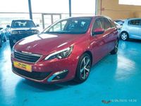 Usado Peugeot 308 SW Allure 131 CV (96 kW) 2015 Rojo Familiar