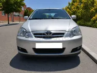 Usado Toyota Corolla Sol 110 CV (80 kW) 2006 Beige Berlina