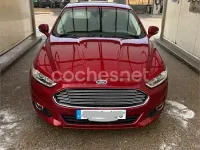 Usado Ford Mondeo Trend 150 CV (110 kW) 2016 Rojo Berlina
