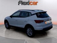 Usado Seat Arona Style 95 CV (69 kW) 2019 Blanco SUV