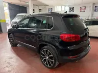Usado VW Tiguan R-line 140 CV (102 kW) 2014 Negro SUV