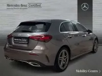 Usado Mercedes A180 109 CV (80 kW) 2024 Gris Utilitario