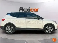 Usado Seat Arona Style Plus 110 CV (80 kW) 2022 Blanco SUV