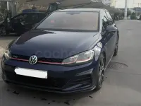Usado VW Golf VII GTI 230 CV (169 kW) 2018 Azul Berlina
