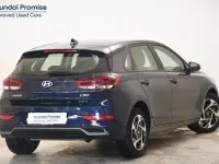 Usado Hyundai i30 100 CV (73 kW) 2025 Azul Berlina