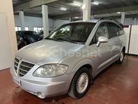 Usado Ssangyong (KGM) Rodius Limited 165 CV (121 kW) 2005 Gris / plata Monovolumen