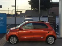 Usado Renault Twingo Vibes 59 kW (81 CV) 2021 Naranja Utilitario