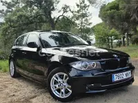 Usado BMW 118 143 CV (105 kW) 2010 Negro Utilitario