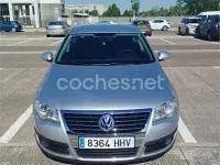 Usado VW Passat Trendline 140 CV (102 kW) 2006 Gris / plata Berlina