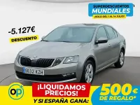 Usado Skoda Octavia Ambition 116 CV (85 kW) 2019 Beige Berlina