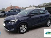 Usado Renault Captur Zen 162 CV (119 kW) 2023 Gris SUV