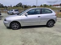 Usado Seat Ibiza 75 CV (55 kW) 2003 Gris Utilitario