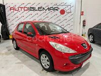 Usado Peugeot 206 75 CV (55 kW) 2010 Rojo Berlina