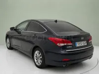 Usado Hyundai i40 141 CV (103 kW) 2018 Gris / plata Berlina