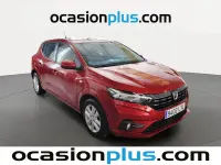 Usado Dacia Sandero Comfort 101 CV (74 kW) 2022 Rojo Utilitario