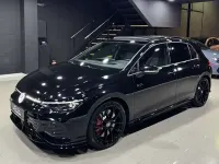 Usado VW Golf VIII GTI 300 CV (220 kW) 2025 Negro Utilitario