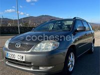 Usado Toyota Corolla Terra 90 CV (66 kW) 2004 Gris / plata Familiar