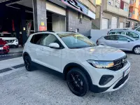 Usado VW T-Cross Life 95 CV (69 kW) 2024 Beige SUV