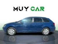 Usado Seat Leon Reference 115 CV (84 kW) 2017 Azul Familiar