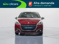 Usado Peugeot 208 Allure 82 CV (60 kW) 2018 Rojo Utilitario